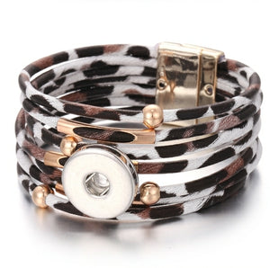 Drukknop Armband " Panter print breed " wit